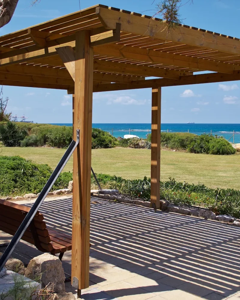 pergola-menuiserie-cesbron-menuisier-bethines